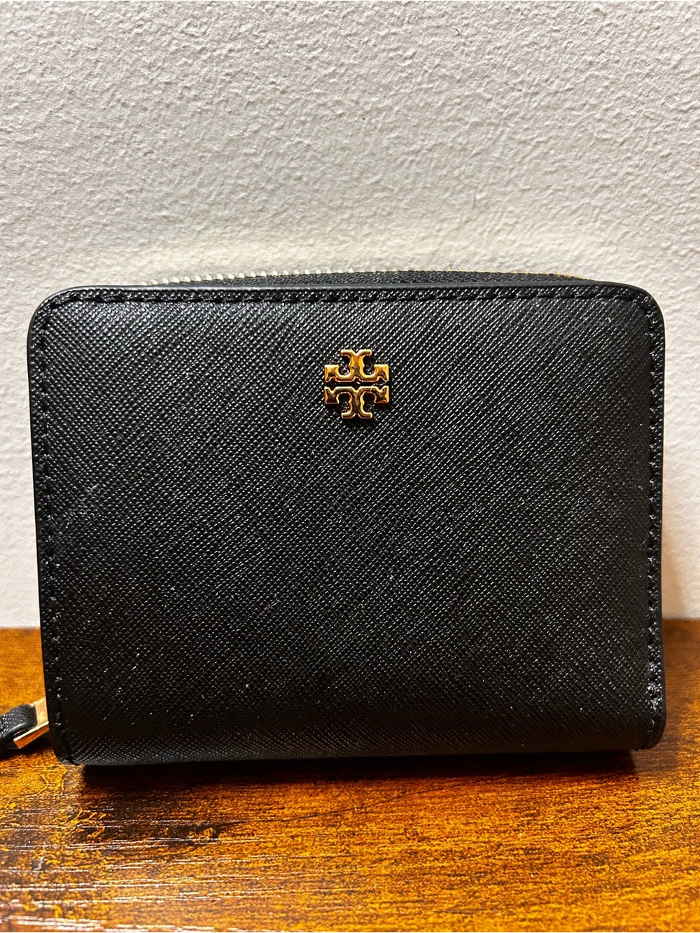 Tory Burch Emerson Black Saffiano Leather Small Wallet 3.5" NWOT